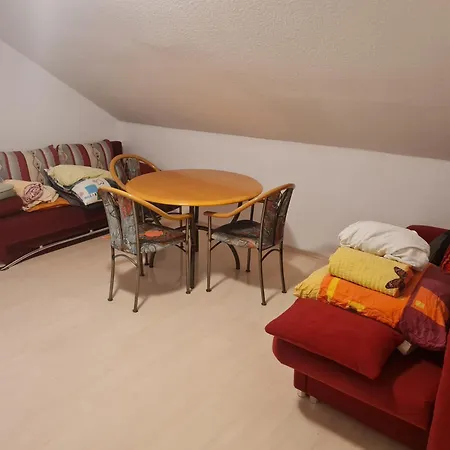 Oli-dgr, Monteurwohnung *